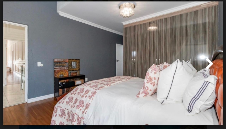 5 Bedroom Property for Sale in Hartebeespoort A H North West